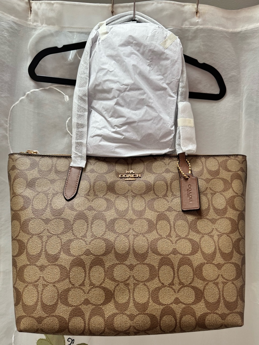 COACH Signature Canvas Tote Bag in Brown (4455 Khaki/Saddle, NWT)